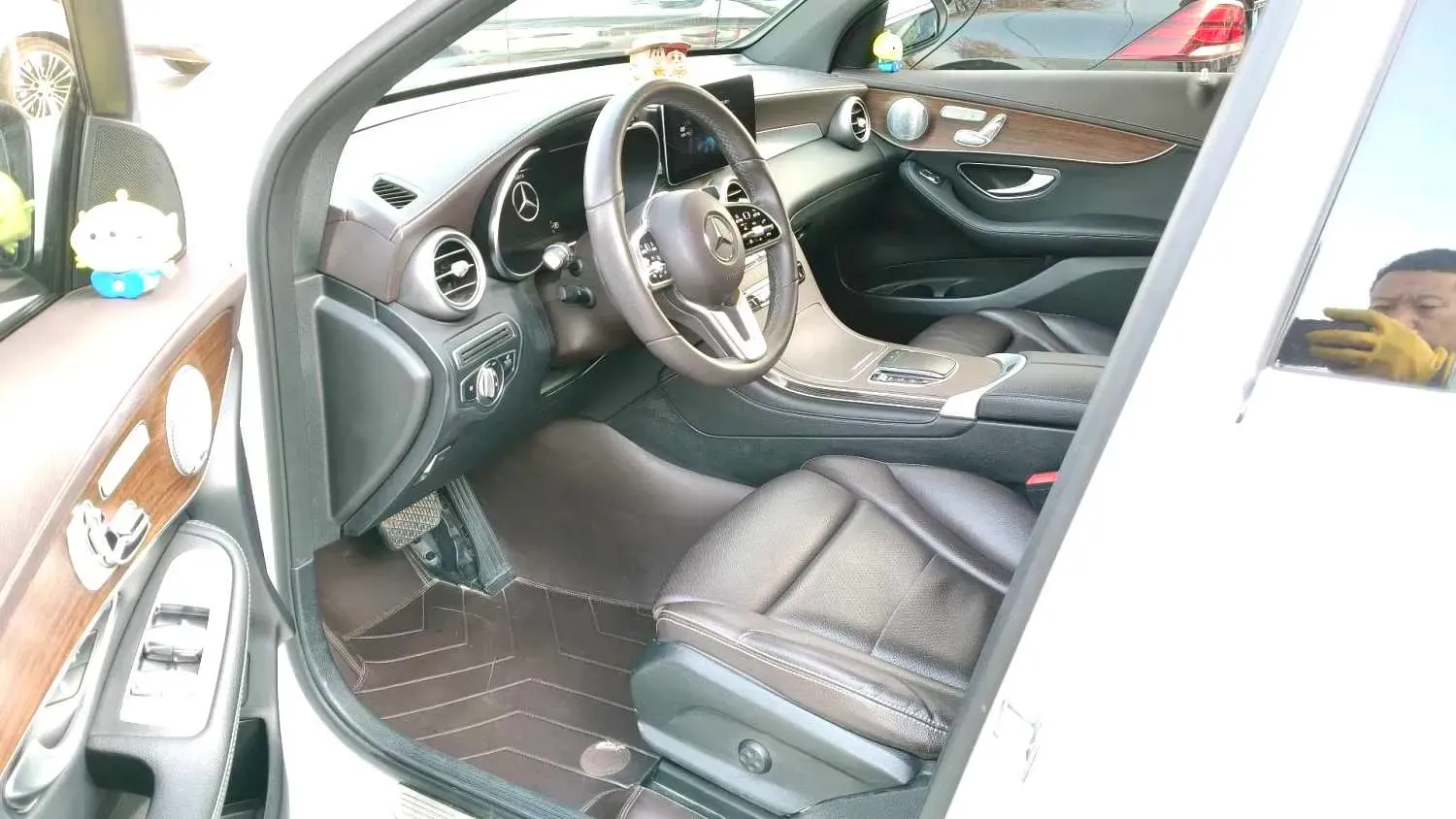 2021 Mercedes-Benz GLC Class 2.0T 258HP L4 9AT,autocango,china used car exporter,china ev exporter,chinese used car exporter,chinese used ev exporter