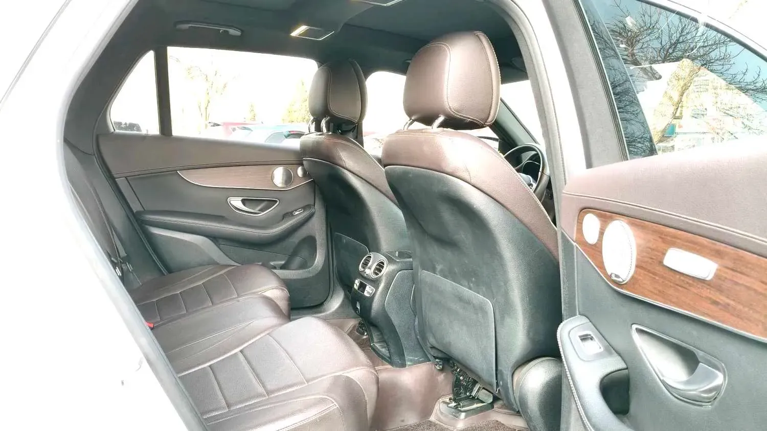 2021 Mercedes-Benz GLC Class 2.0T 258HP L4 9AT,autocango,china used car exporter,china ev exporter,chinese used car exporter,chinese used ev exporter