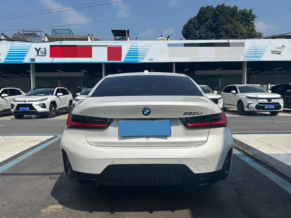 2025 BMW 3 Series 2.0T 245HP L4 8AT,autocango,china used car exporter,china ev exporter,chinese used car exporter,chinese used ev exporter