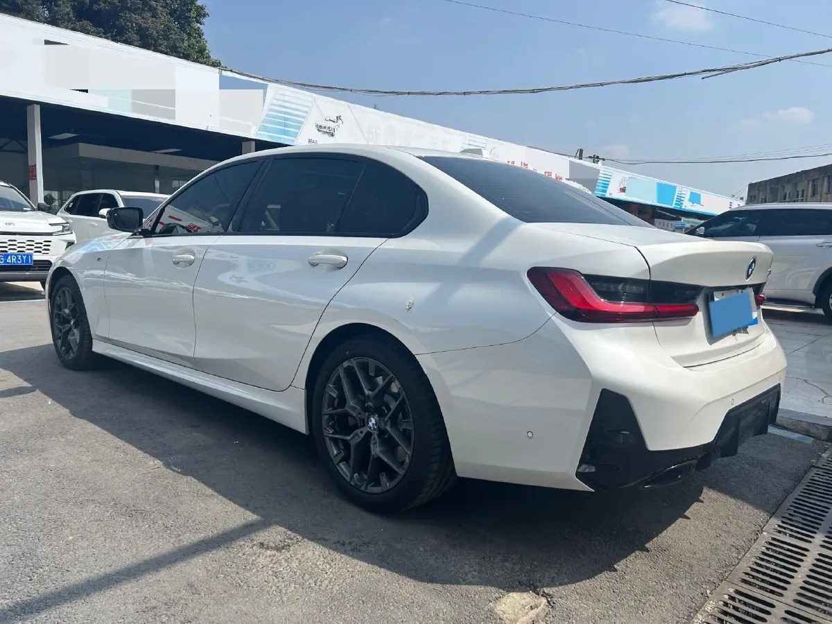 2025 BMW 3 Series 2.0T 245HP L4 8AT,autocango,china used car exporter,china ev exporter,chinese used car exporter,chinese used ev exporter