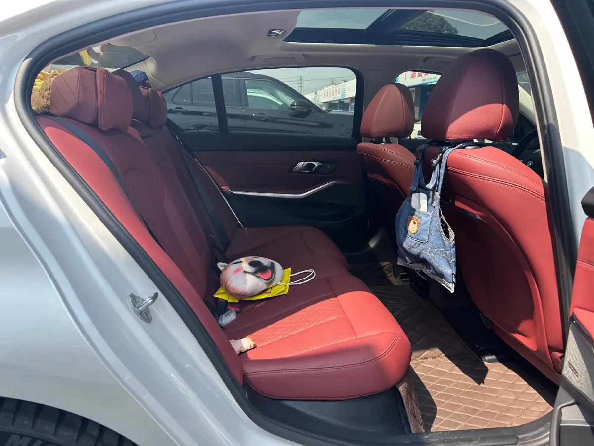 2025 BMW 3 Series 2.0T 245HP L4 8AT,autocango,china used car exporter,china ev exporter,chinese used car exporter,chinese used ev exporter