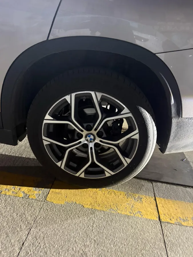 2020 BMW X1 1.5T 140HP L3 7DCT,autocango,china used car exporter,china ev exporter,chinese used car exporter,chinese used ev exporter