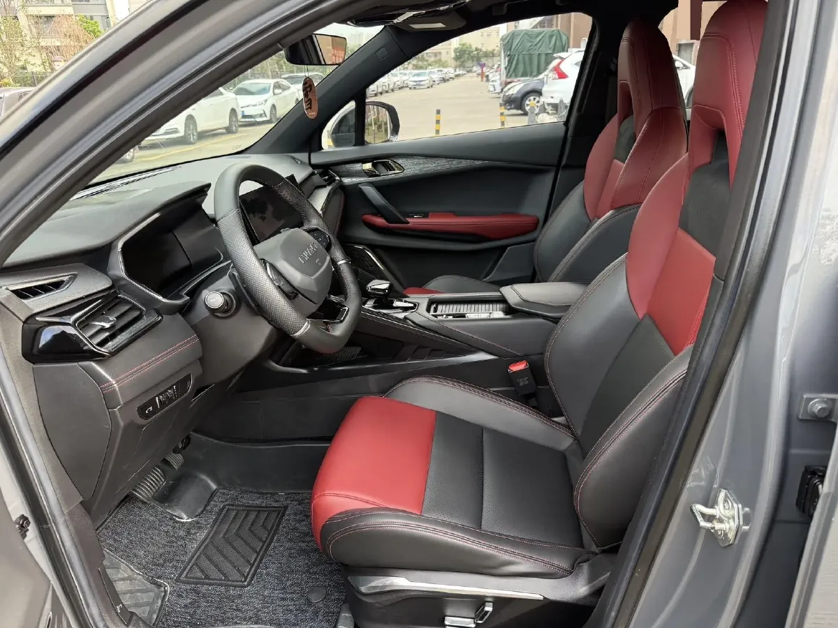 2020 LYNK&CO 06 1.5T 177HP L3 7DCT,autocango,china used car exporter,china ev exporter,chinese used car exporter,chinese used ev exporter