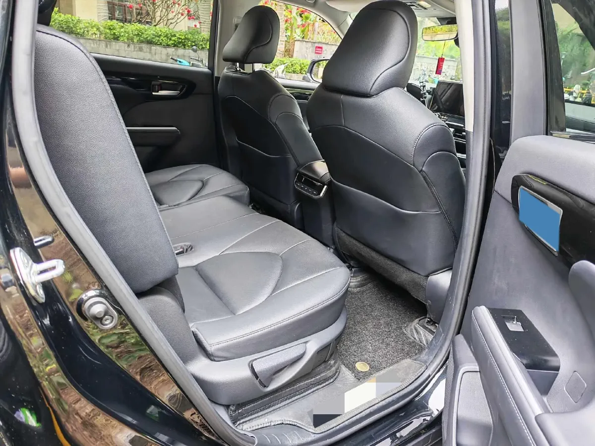 2022 Toyota Highlander 2.5L 192HP L4 E-CVT Hybrid,autocango,china used car exporter,china ev exporter,chinese used car exporter,chinese used ev exporter