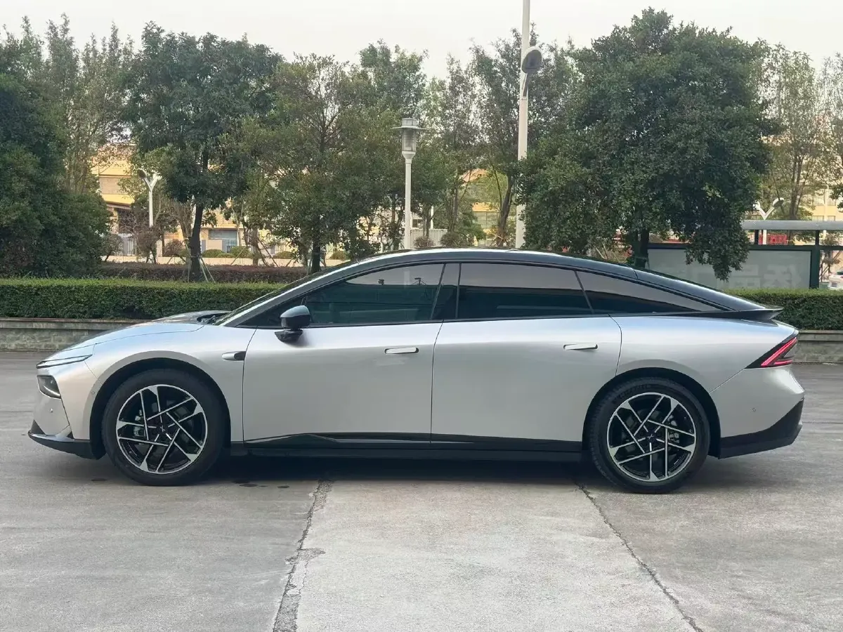 2024 Xpeng P7+ BEV 76.3KWH,autocango,china used car exporter,china ev exporter,chinese used car exporter,chinese used ev exporter