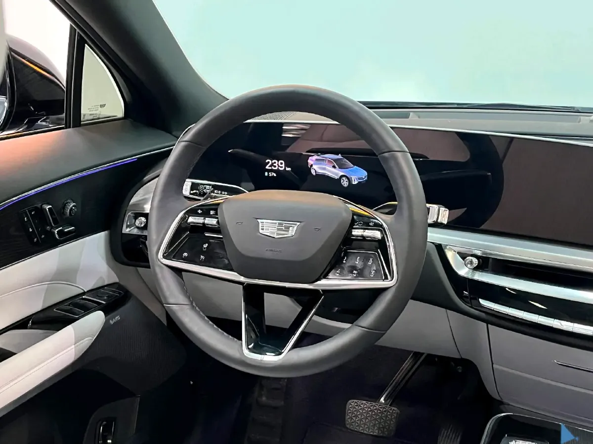 2024 Cadillac IQ Lyriq BEV 68.4KWH,autocango,china used car exporter,china ev exporter,chinese used car exporter,chinese used ev exporter
