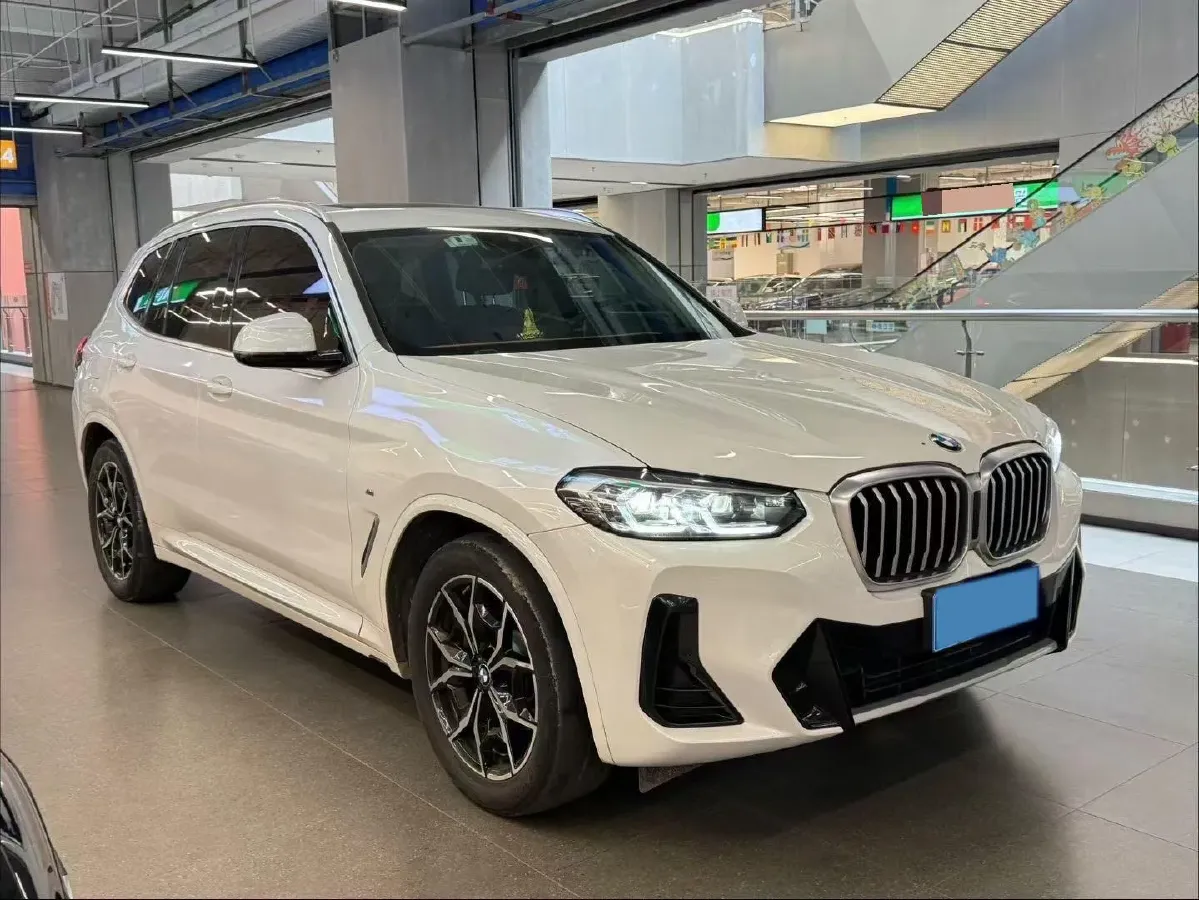 2022 BMW X3 2.0T 184HP L4 8AT,autocango,china used car exporter,china ev exporter,chinese used car exporter,chinese used ev exporter