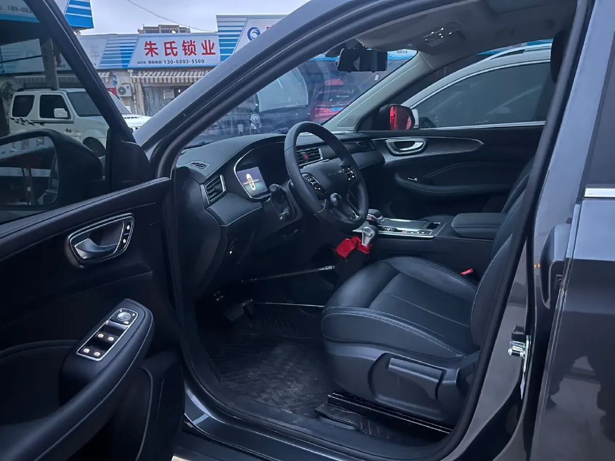 2025 Roewe RX5 1.5T 181HP L4 7DCT,autocango,china used car exporter,china ev exporter,chinese used car exporter,chinese used ev exporter