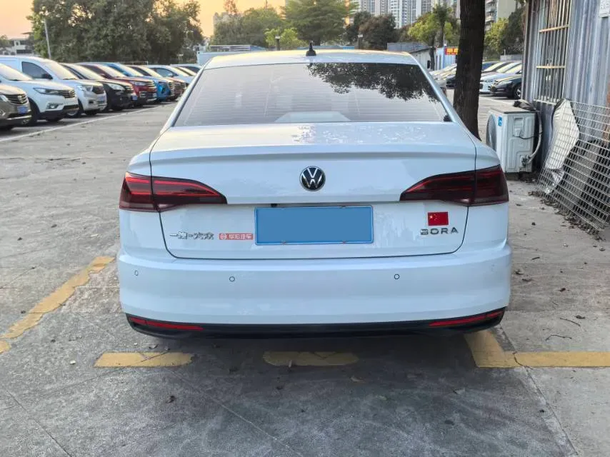 2021 Volkswagen Bora 1.5L 113HP L4 6AT,autocango,china used car exporter,china ev exporter,chinese used car exporter,chinese used ev exporter