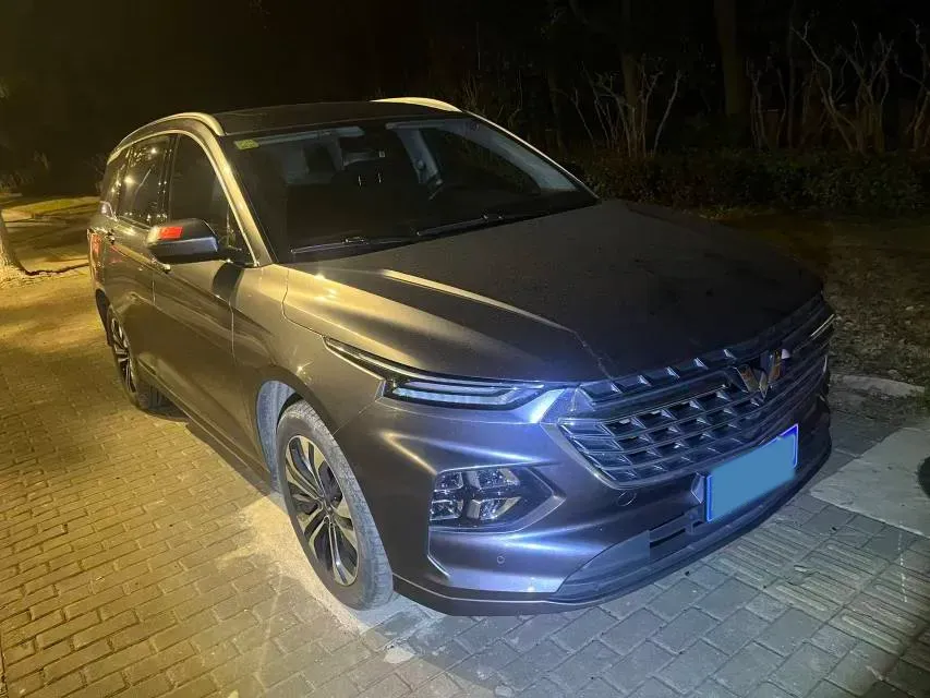 2020 WuLing KaiJie 1.5T 147HP L4 CVT,autocango,china used car exporter,china ev exporter,chinese used car exporter,chinese used ev exporter