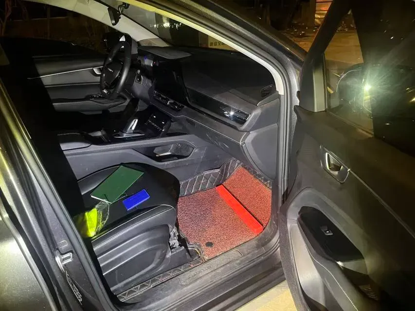 2020 WuLing KaiJie 1.5T 147HP L4 CVT,autocango,china used car exporter,china ev exporter,chinese used car exporter,chinese used ev exporter