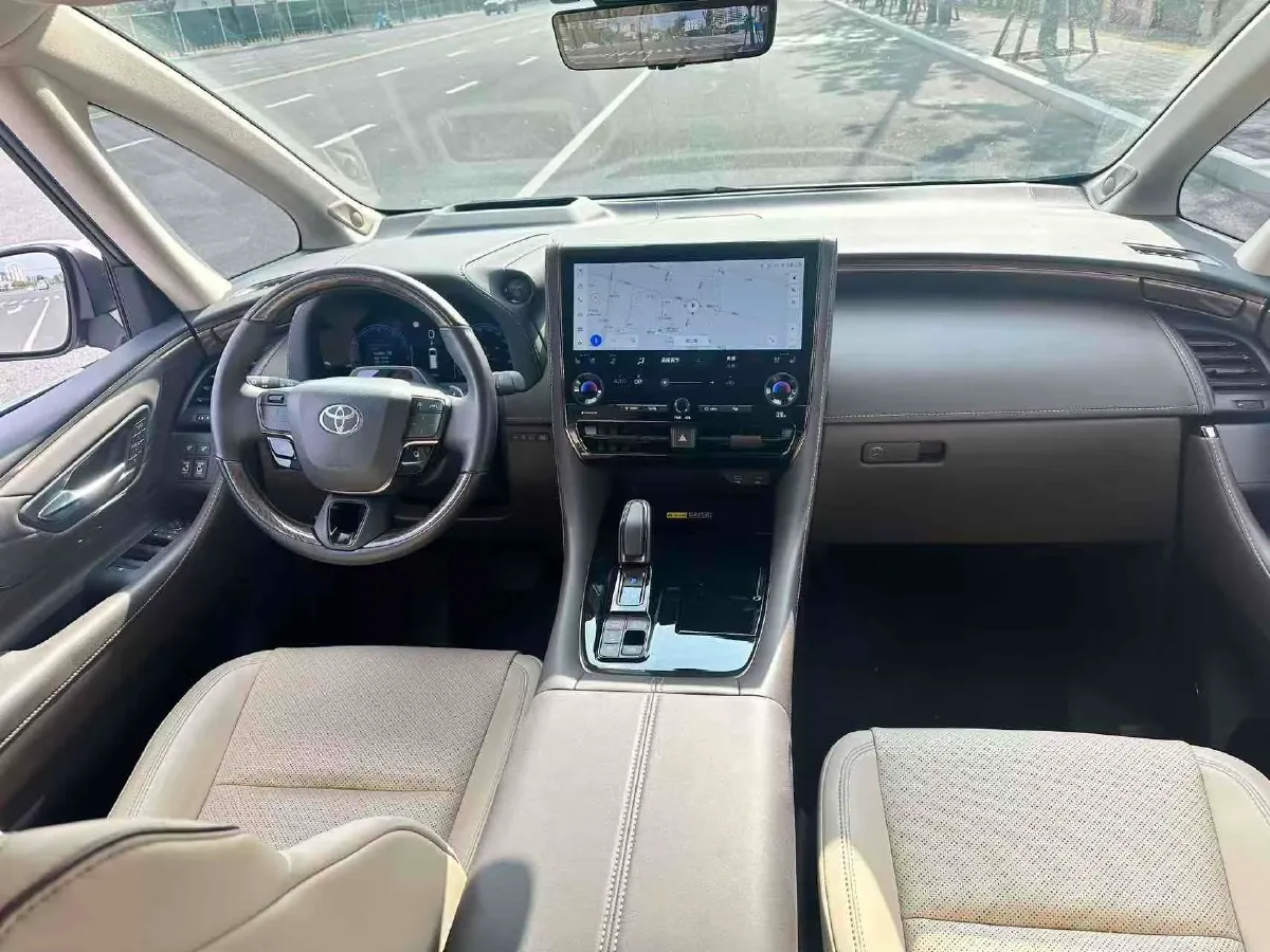 2024 Toyota Alphard 2.5L 190HP L4 E-CVT Hybrid,autocango,china used car exporter,china ev exporter,chinese used car exporter,chinese used ev exporter