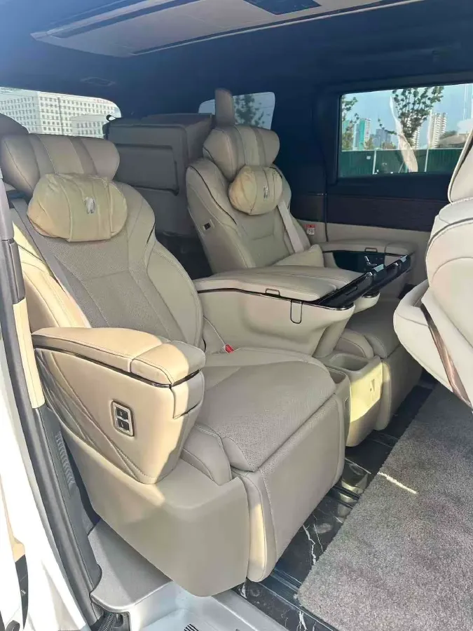 2024 Toyota Alphard 2.5L 190HP L4 E-CVT Hybrid,autocango,china used car exporter,china ev exporter,chinese used car exporter,chinese used ev exporter