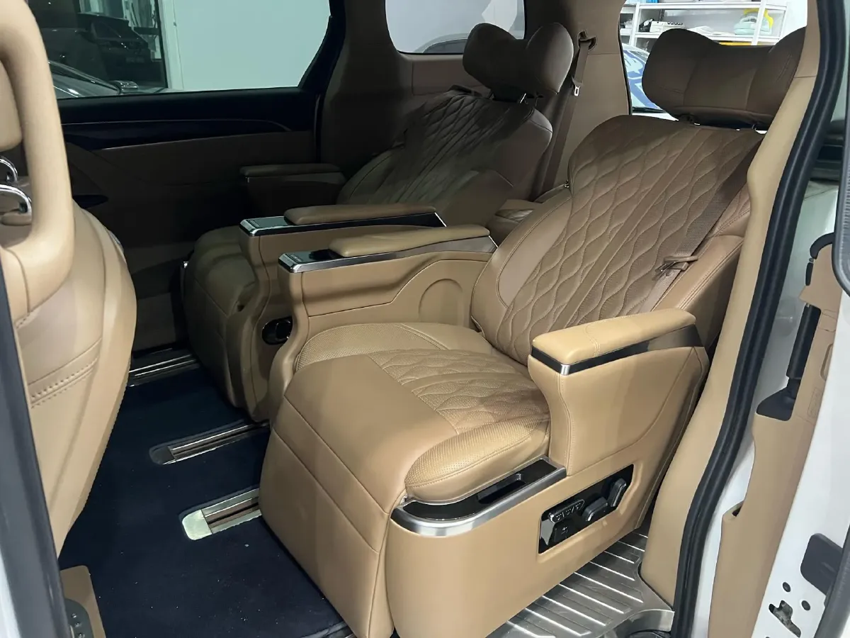 2020 SERES SF5 Range Extended 112HP REEV 35KWH,autocango,china used car exporter,china ev exporter,chinese used car exporter,chinese used ev exporter