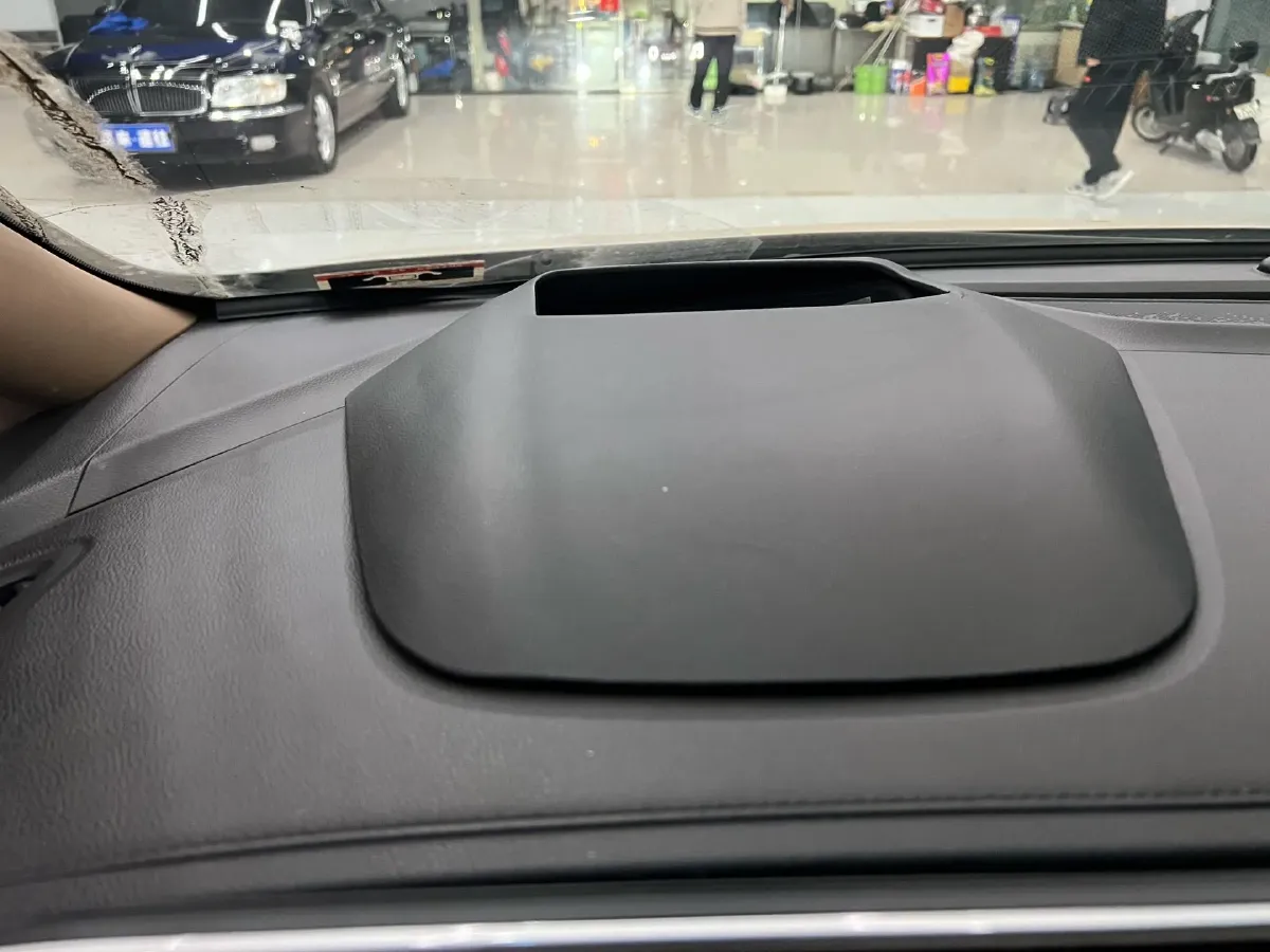 2020 SERES SF5 Range Extended 112HP REEV 35KWH,autocango,china used car exporter,china ev exporter,chinese used car exporter,chinese used ev exporter