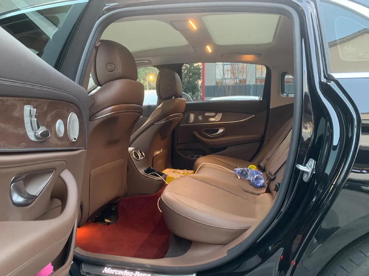 2023 Mercedes-Benz E Class 2.0T 258HP L4 9AT,autocango,china used car exporter,china ev exporter,chinese used car exporter,chinese used ev exporter