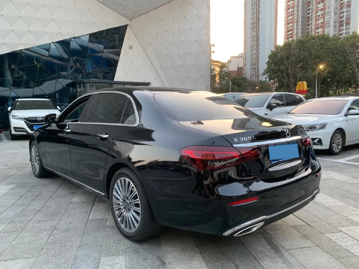 2023 Mercedes-Benz E Class 2.0T 258HP L4 9AT,autocango,china used car exporter,china ev exporter,chinese used car exporter,chinese used ev exporter