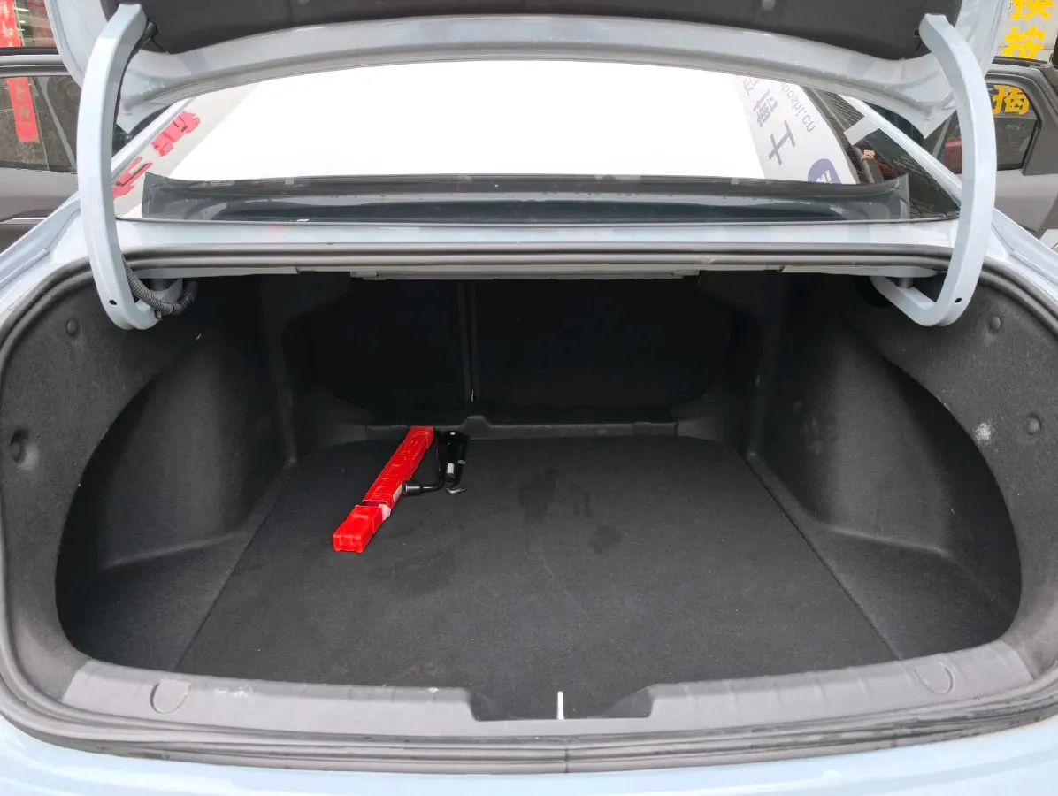 2023 Geely Preface 2.0T 190HP L4 7DCT,autocango,china used car exporter,china ev exporter,chinese used car exporter,chinese used ev exporter