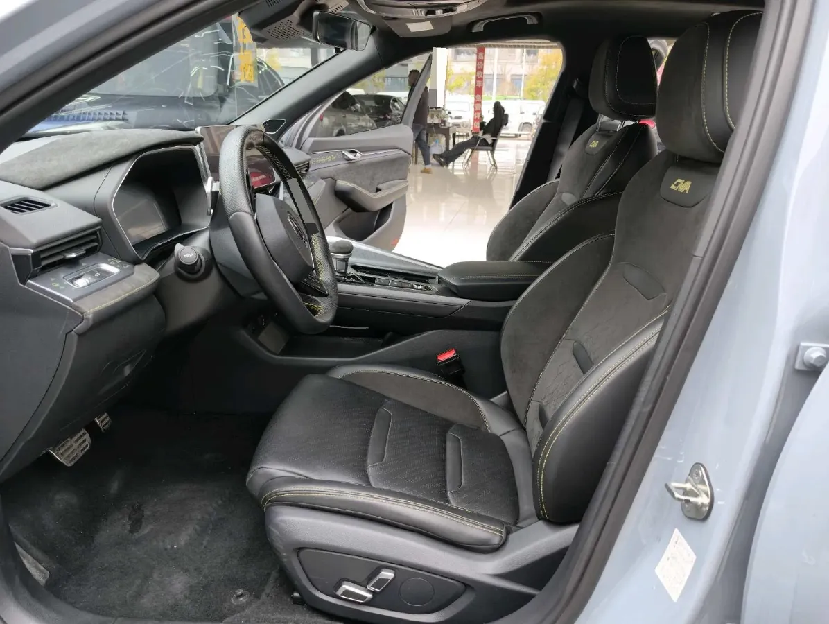 2023 Geely Preface 2.0T 190HP L4 7DCT,autocango,china used car exporter,china ev exporter,chinese used car exporter,chinese used ev exporter