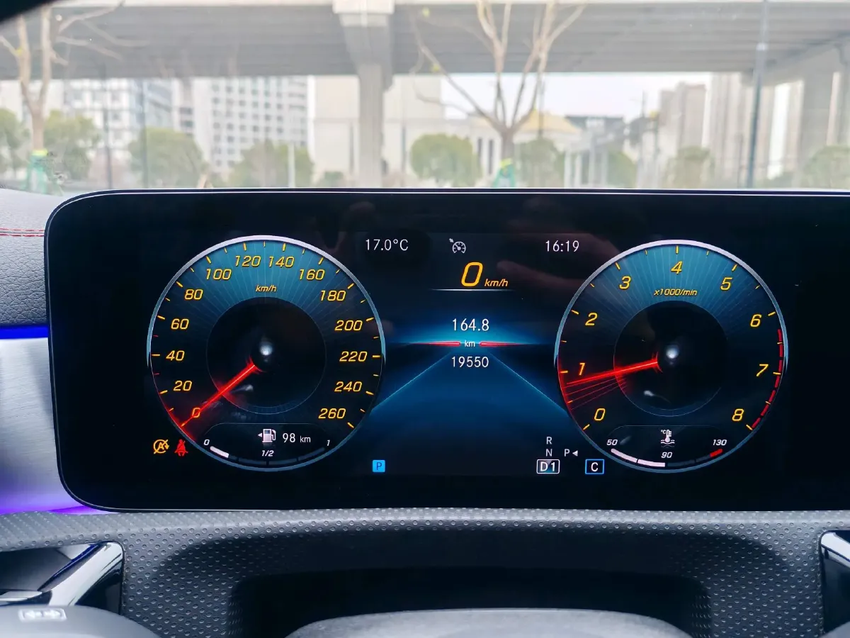 2022 Mercedes-Benz CLA Class 1.3T 163HP L4 8DCT,autocango,china used car exporter,china ev exporter,chinese used car exporter,chinese used ev exporter