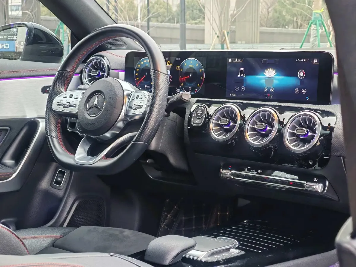 2022 Mercedes-Benz CLA Class 1.3T 163HP L4 8DCT,autocango,china used car exporter,china ev exporter,chinese used car exporter,chinese used ev exporter