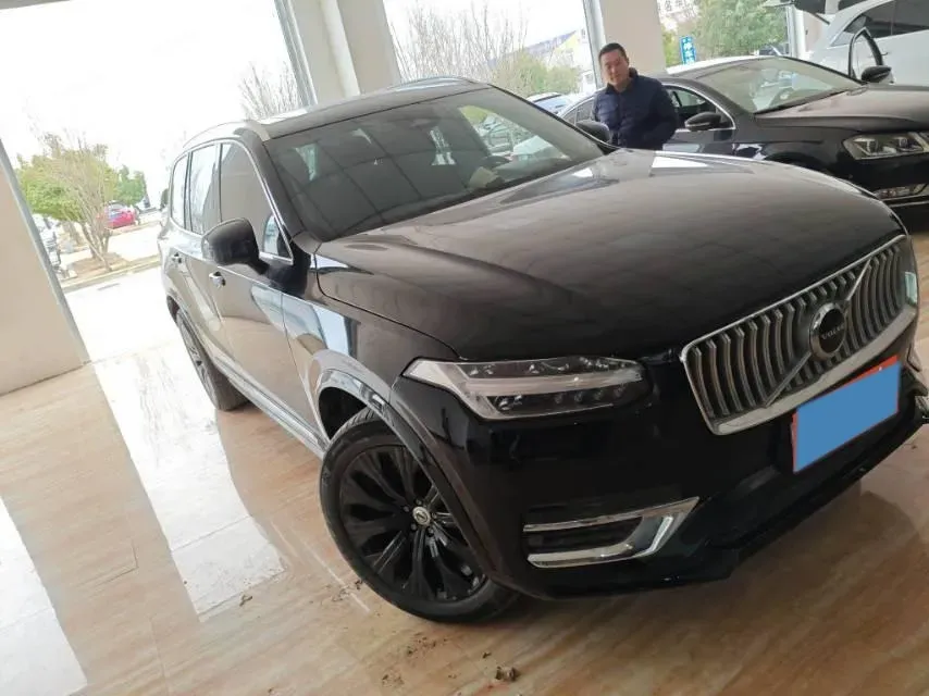 2024 Volvo XC90 2.0T 250HP L4 8AT,autocango,china used car exporter,china ev exporter,chinese used car exporter,chinese used ev exporter