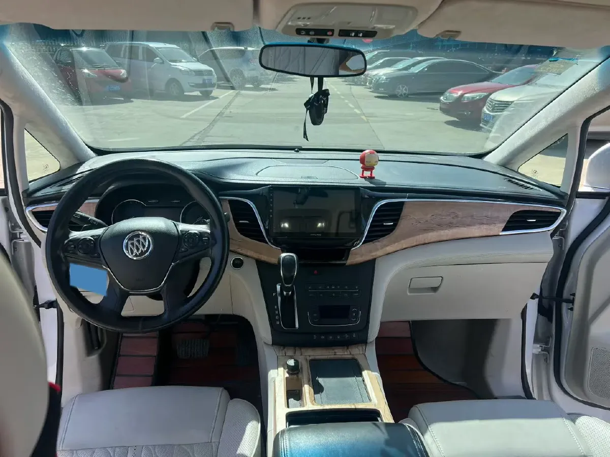 2018 Buick GL8 2.0T 260HP L4 6AT,autocango,china used car exporter,china ev exporter,chinese used car exporter,chinese used ev exporter