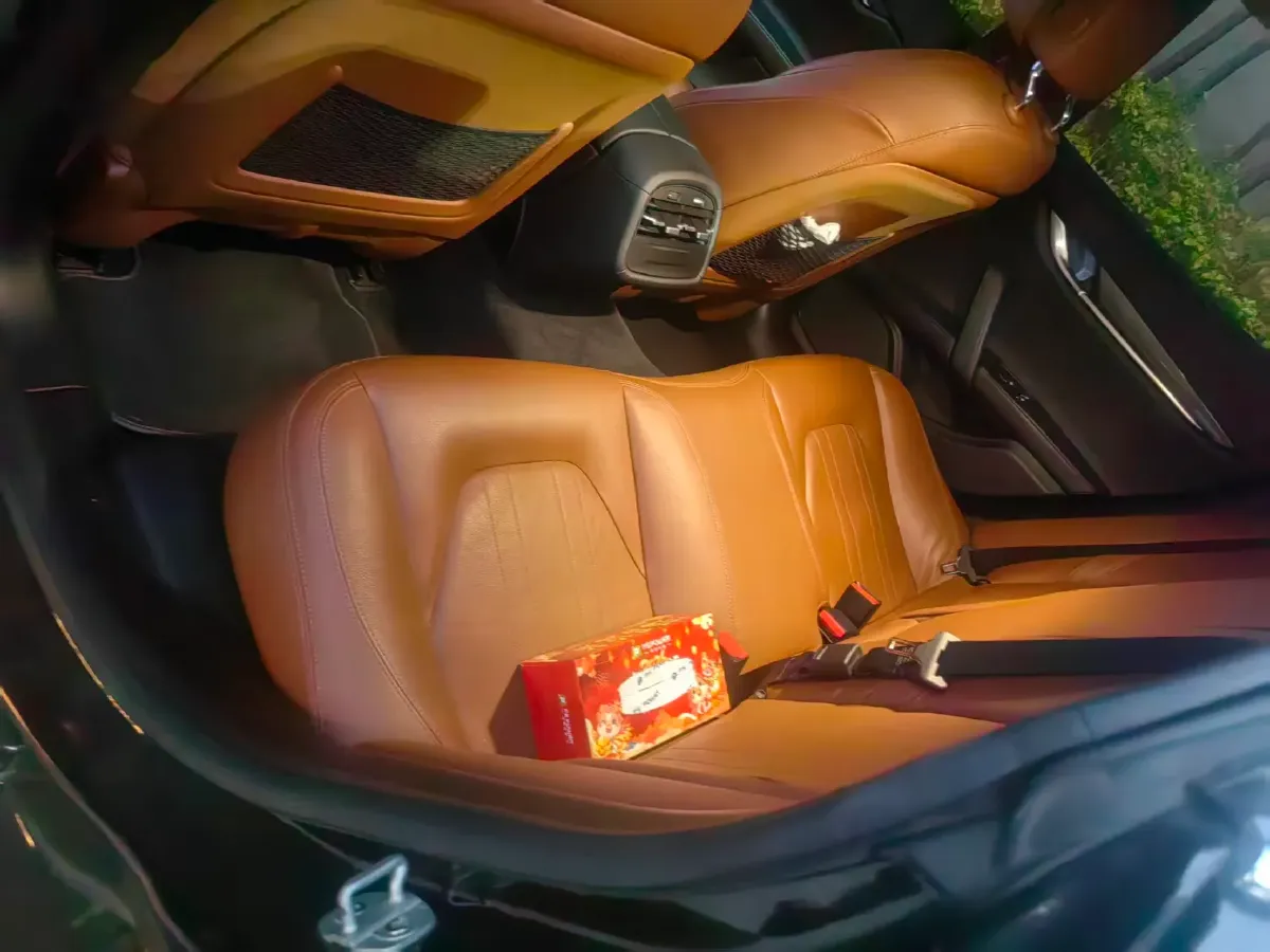 2018 Maserati Ghibli 3.0T 350HP V6 8AT,autocango,china used car exporter,china ev exporter,chinese used car exporter,chinese used ev exporter