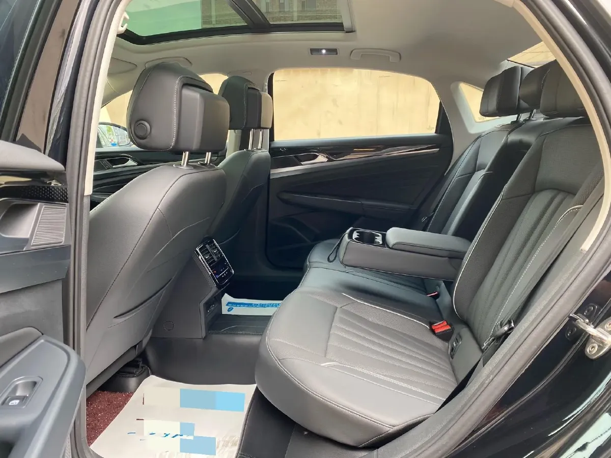 2022 Xpeng P7 BEV 60.2KWH,autocango,china used car exporter,china ev exporter,chinese used car exporter,chinese used ev exporter