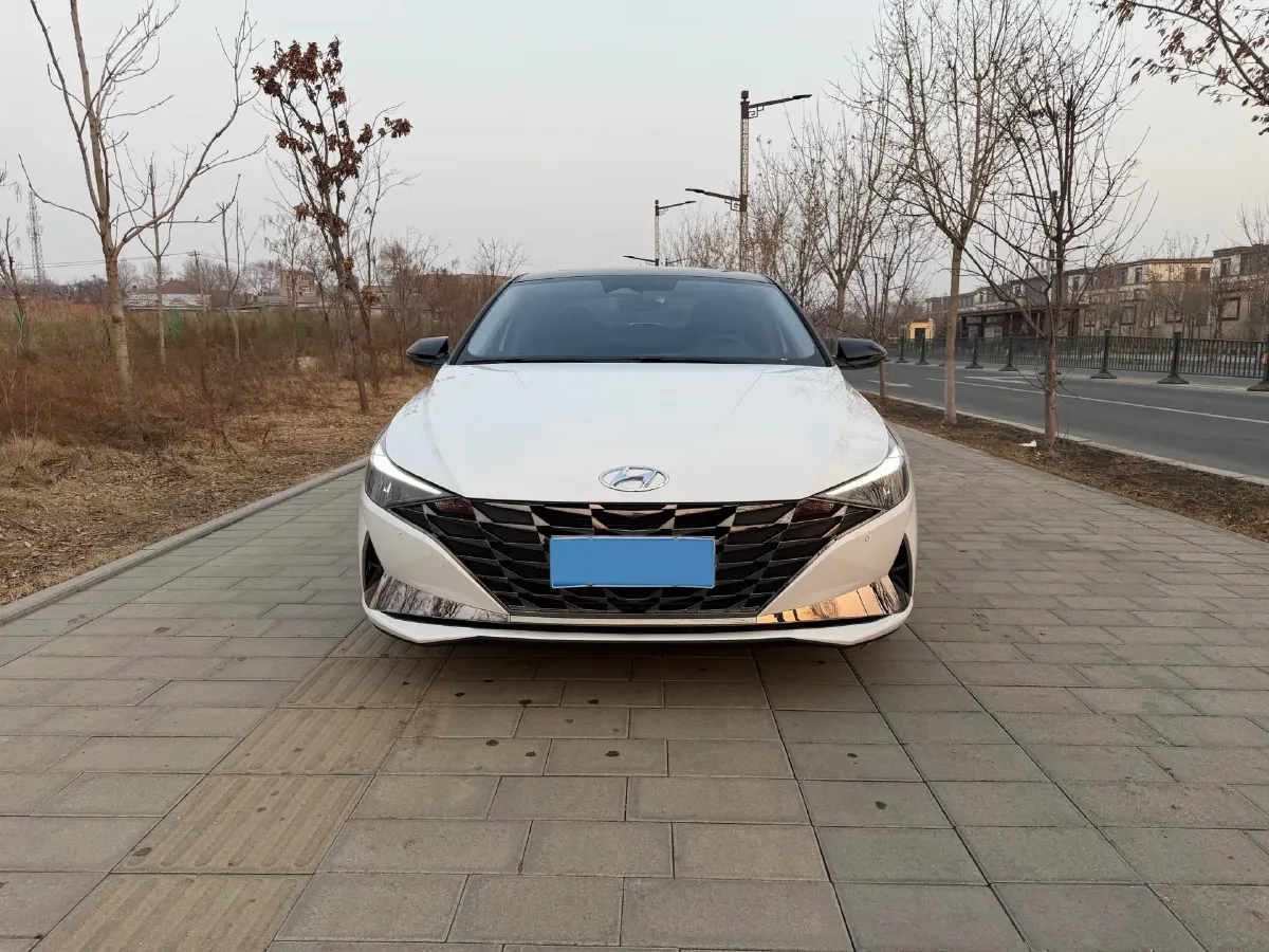 2021 Hyundai Elantra 1.5L 115HP L4 CVT,autocango,china used car exporter,china ev exporter,chinese used car exporter,chinese used ev exporter