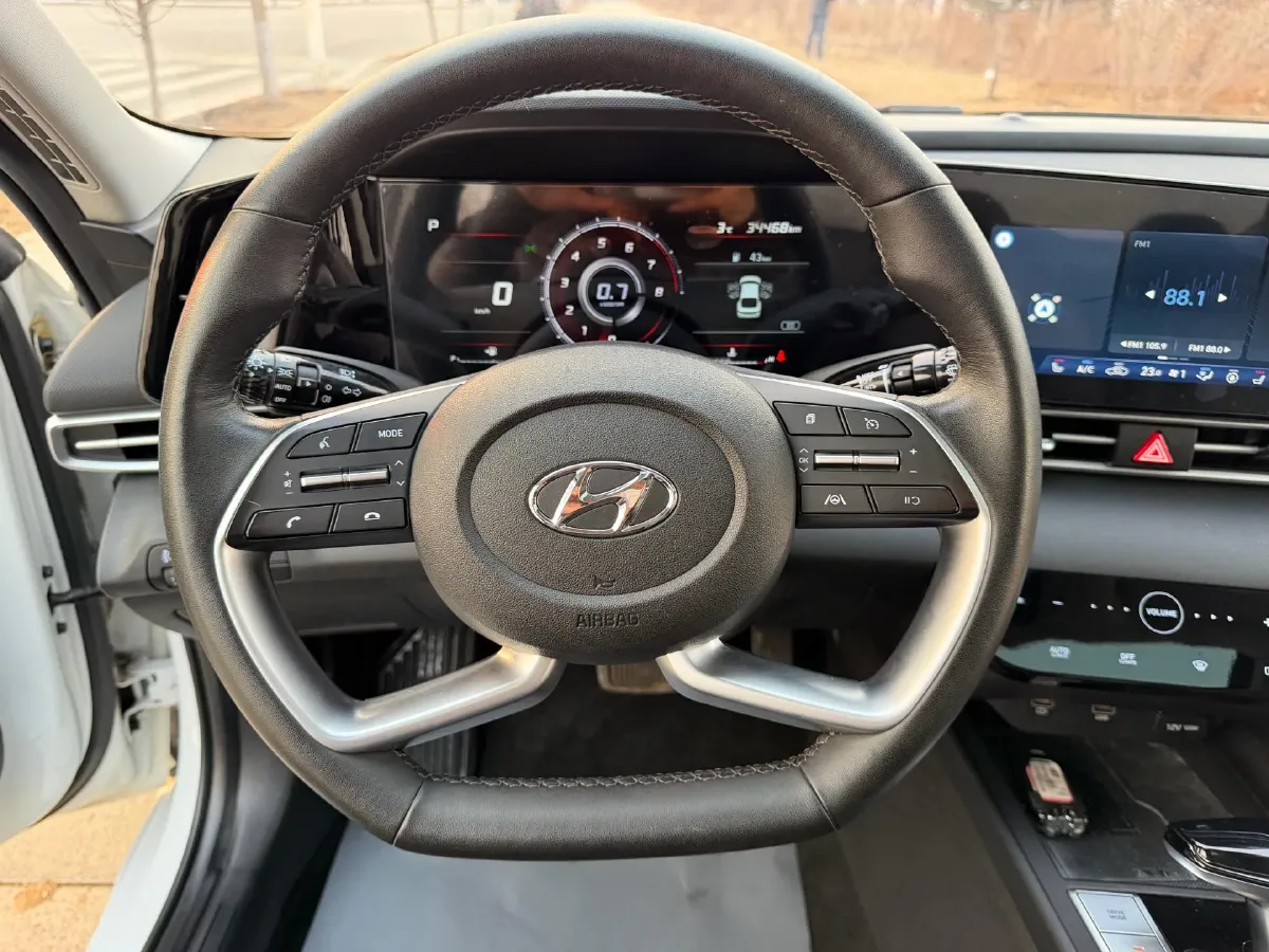 2021 Hyundai Elantra 1.5L 115HP L4 CVT,autocango,china used car exporter,china ev exporter,chinese used car exporter,chinese used ev exporter