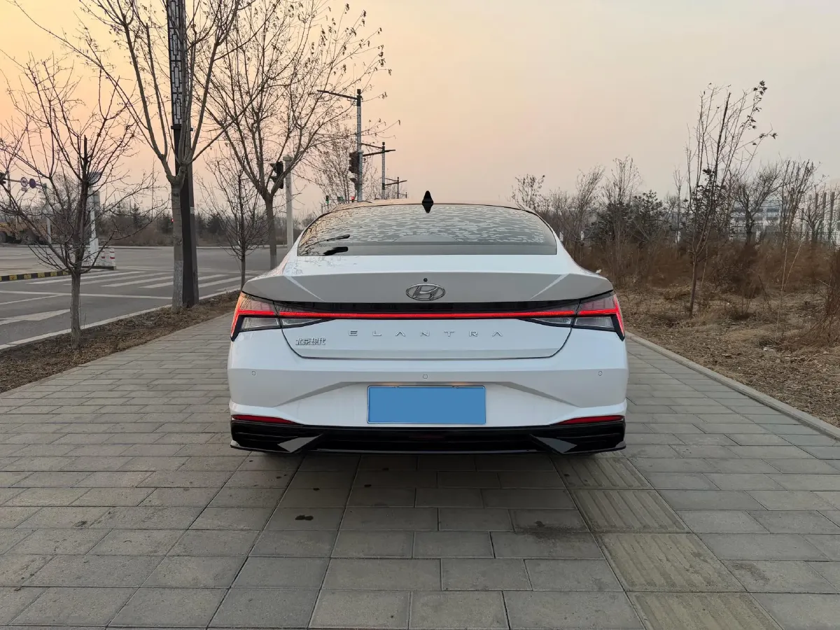 2021 Hyundai Elantra 1.5L 115HP L4 CVT,autocango,china used car exporter,china ev exporter,chinese used car exporter,chinese used ev exporter