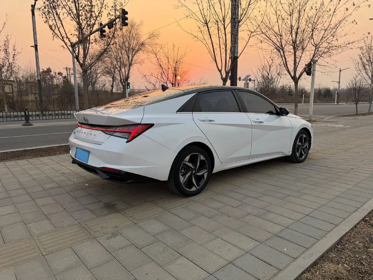 2021 Hyundai Elantra 1.5L 115HP L4 CVT,autocango,china used car exporter,china ev exporter,chinese used car exporter,chinese used ev exporter