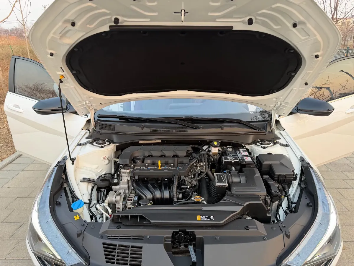 2021 Hyundai Elantra 1.5L 115HP L4 CVT,autocango,china used car exporter,china ev exporter,chinese used car exporter,chinese used ev exporter