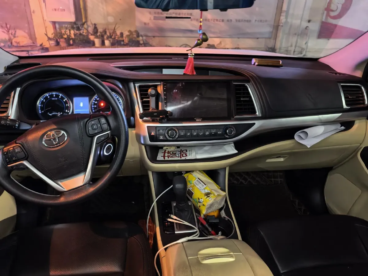 2021 Toyota Highlander 2.0T 220HP L4 6AT,autocango,china used car exporter,china ev exporter,chinese used car exporter,chinese used ev exporter