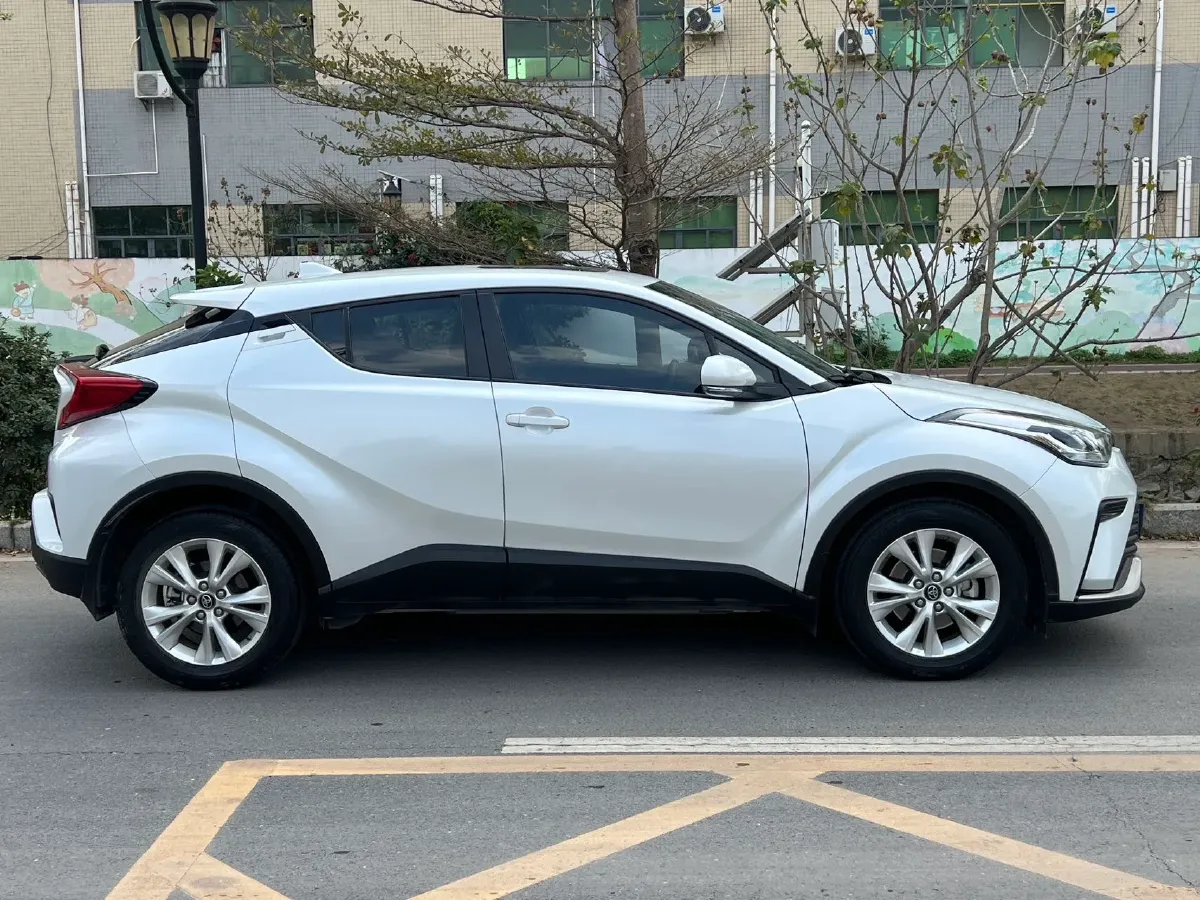 2022 Toyota Izoa 2.0L 171HP L4 CVT,autocango,china used car exporter,china ev exporter,chinese used car exporter,chinese used ev exporter