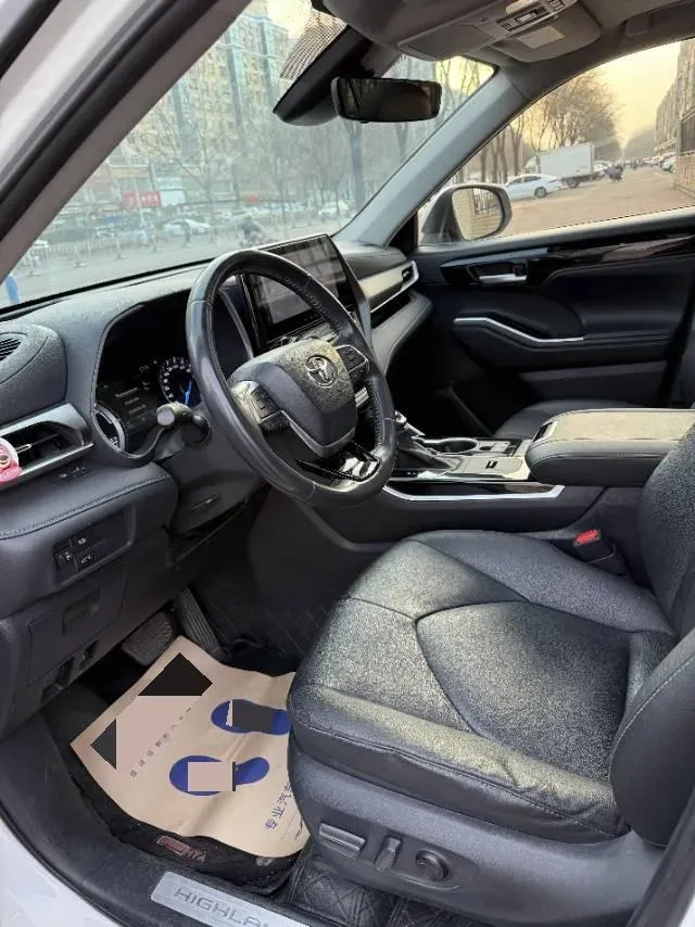 2022 Toyota Highlander 2.5L 192HP L4 E-CVT Hybrid,autocango,china used car exporter,china ev exporter,chinese used car exporter,chinese used ev exporter