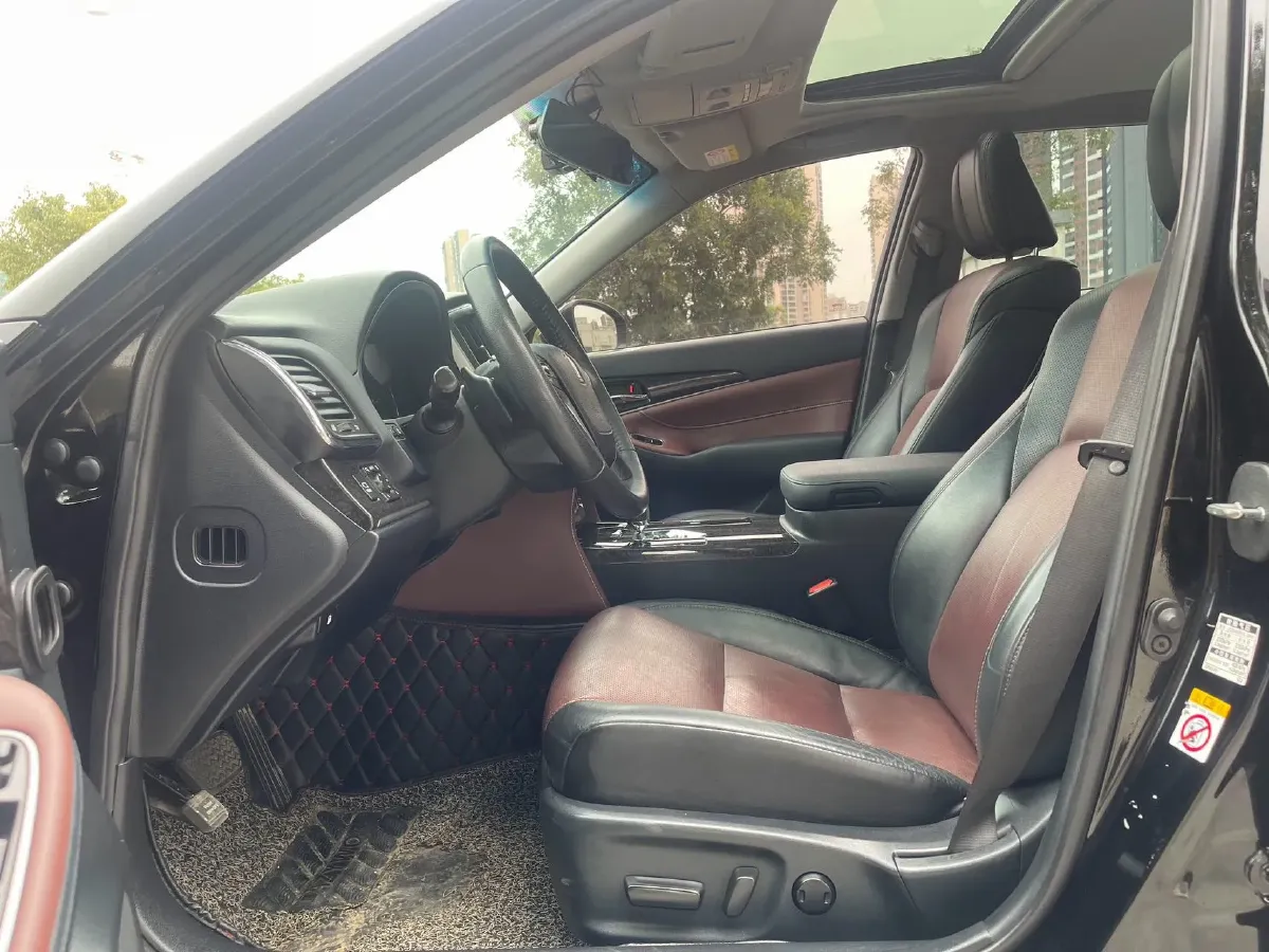 2018 Toyota Highlander 2.0T 220HP L4 6AT,autocango,china used car exporter,china ev exporter,chinese used car exporter,chinese used ev exporter