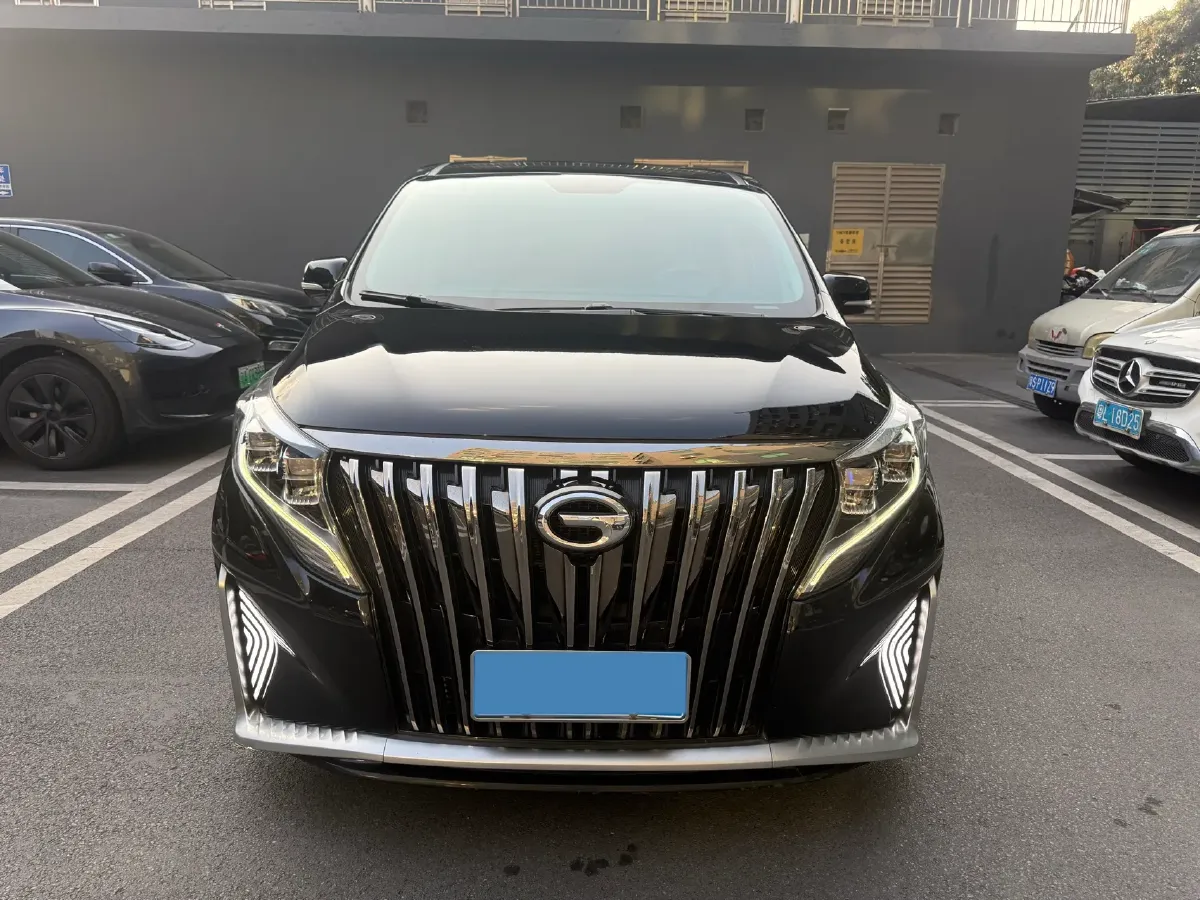 2021 GAC Trumpchi M8 2.0T 252HP L4 8AT,autocango,china used car exporter,china ev exporter,chinese used car exporter,chinese used ev exporter