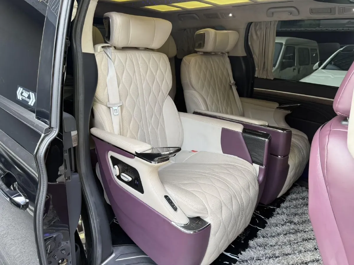 2021 GAC Trumpchi M8 2.0T 252HP L4 8AT,autocango,china used car exporter,china ev exporter,chinese used car exporter,chinese used ev exporter