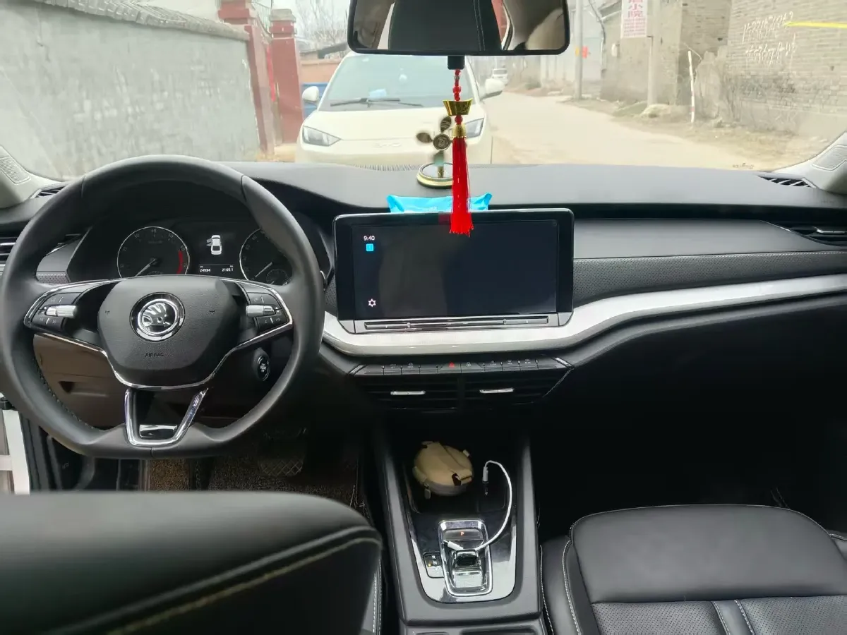 2022 Skoda Octavia 1.4T 150HP L4 7DCT,autocango,china used car exporter,china ev exporter,chinese used car exporter,chinese used ev exporter