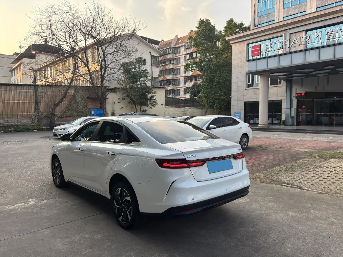 2024 Geometry G6 BEV 53.4KWH,autocango,china used car exporter,china ev exporter,chinese used car exporter,chinese used ev exporter