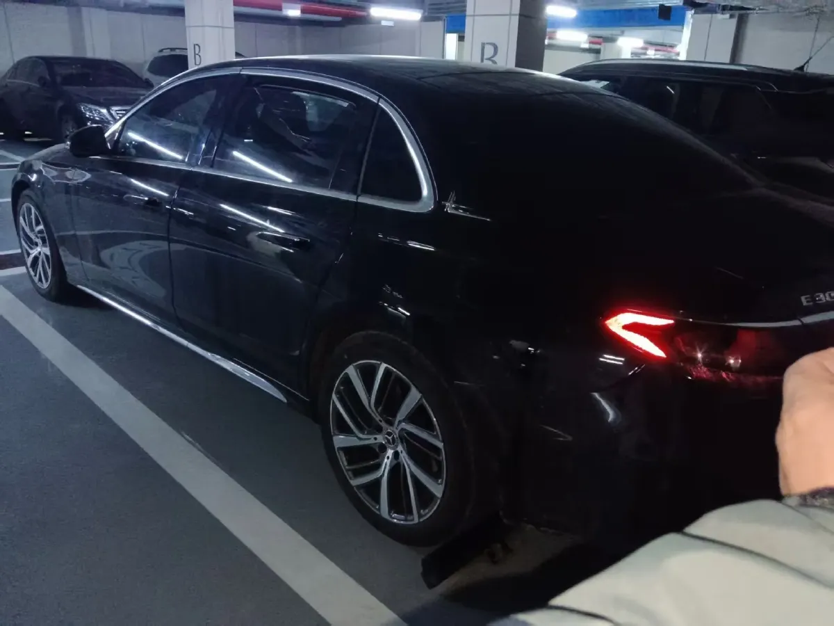 2025 Mercedes-Benz E Class 2.0T 258HP L4 9AT,autocango,china used car exporter,china ev exporter,chinese used car exporter,chinese used ev exporter