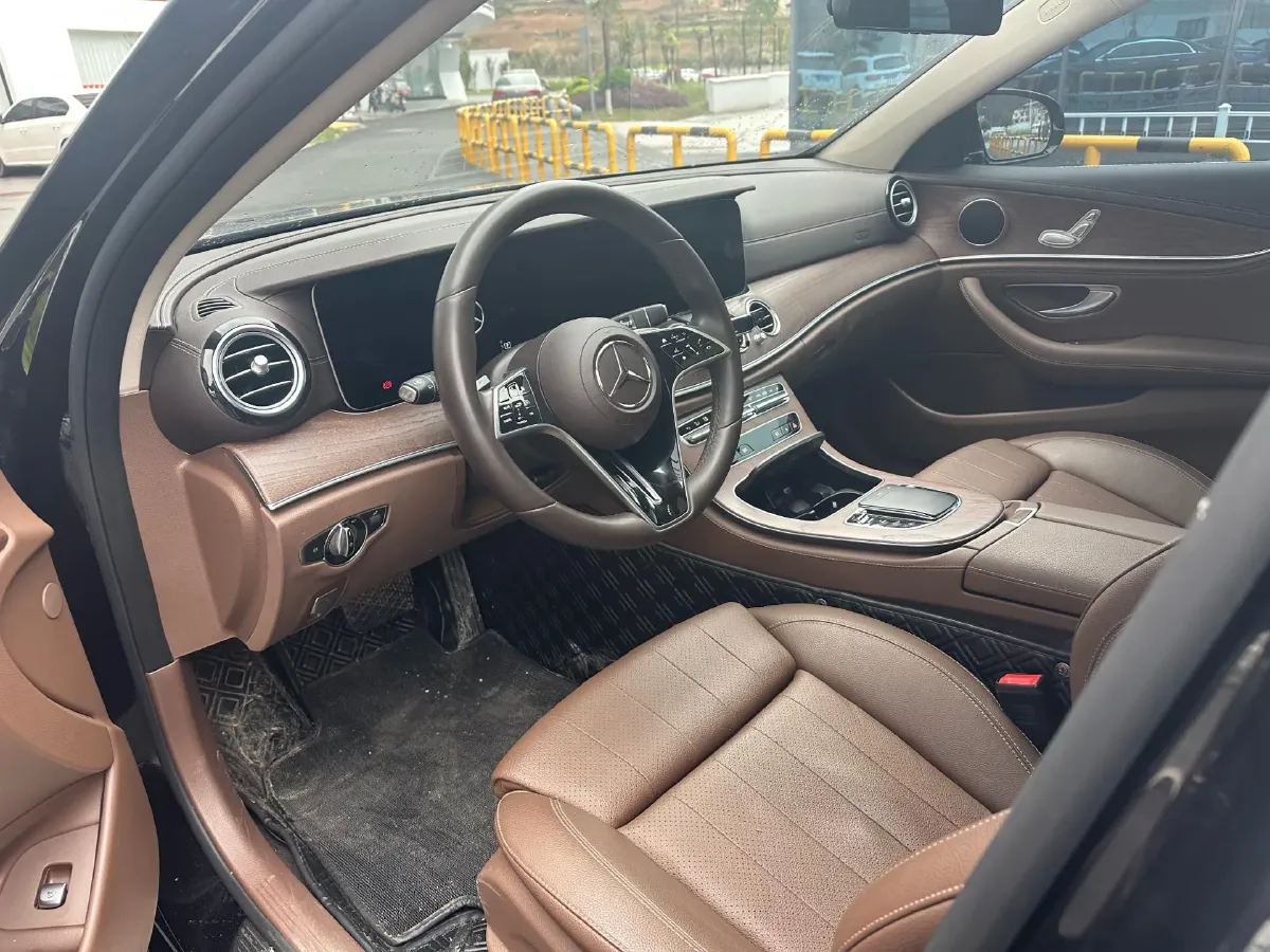 2023 Mercedes-Benz E Class 2.0T 197HP L4 9AT,autocango,china used car exporter,china ev exporter,chinese used car exporter,chinese used ev exporter