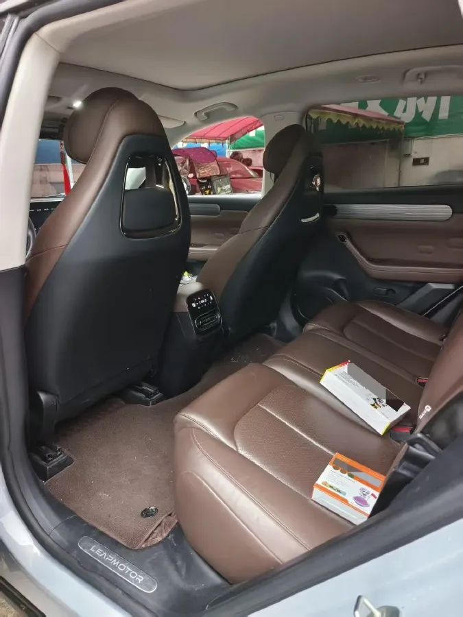 2023 Leapmotor C11 BEV 69.2KWH,autocango,china used car exporter,china ev exporter,chinese used car exporter,chinese used ev exporter