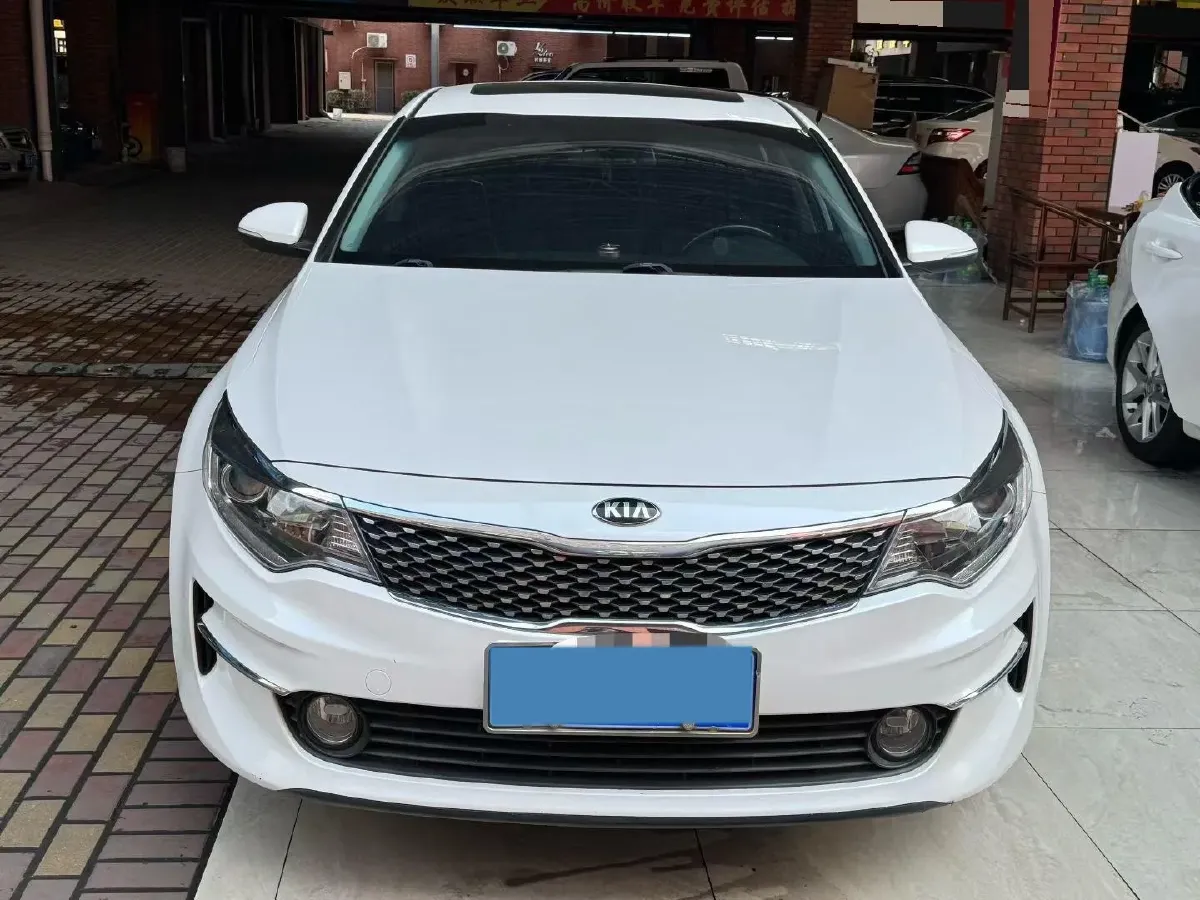 2016 Kia K5 2.0L 161HP L4 6AT,autocango,china used car exporter,china ev exporter,chinese used car exporter,chinese used ev exporter