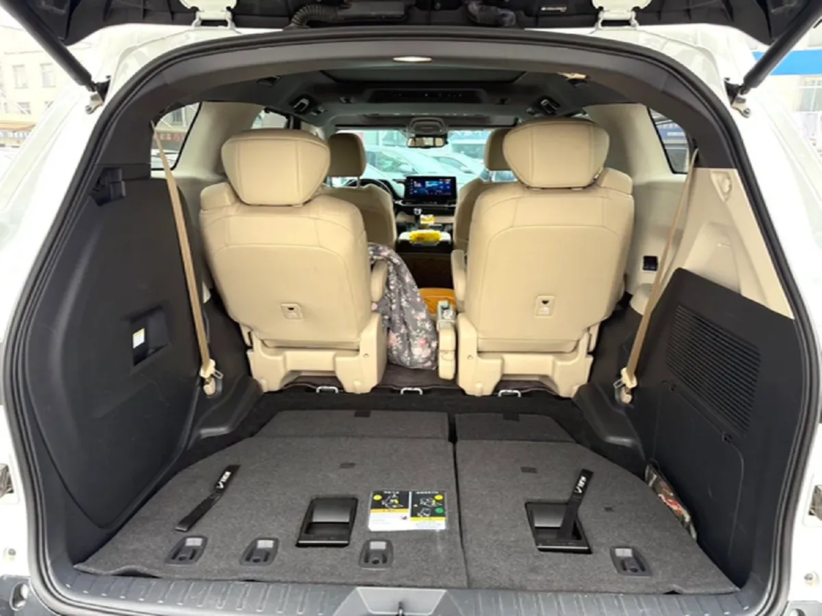 2021 Toyota Sienna 2.5L 192HP L4 E-CVT Hybrid,autocango,china used car exporter,china ev exporter,chinese used car exporter,chinese used ev exporter