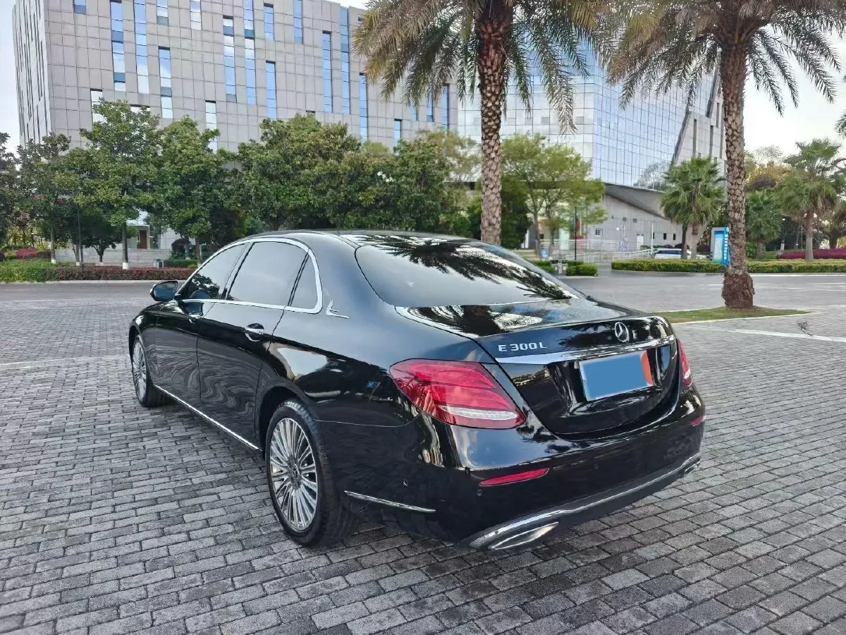 2020 Mercedes-Benz E Class 2.0T 258HP L4 9AT,autocango,china used car exporter,china ev exporter,chinese used car exporter,chinese used ev exporter