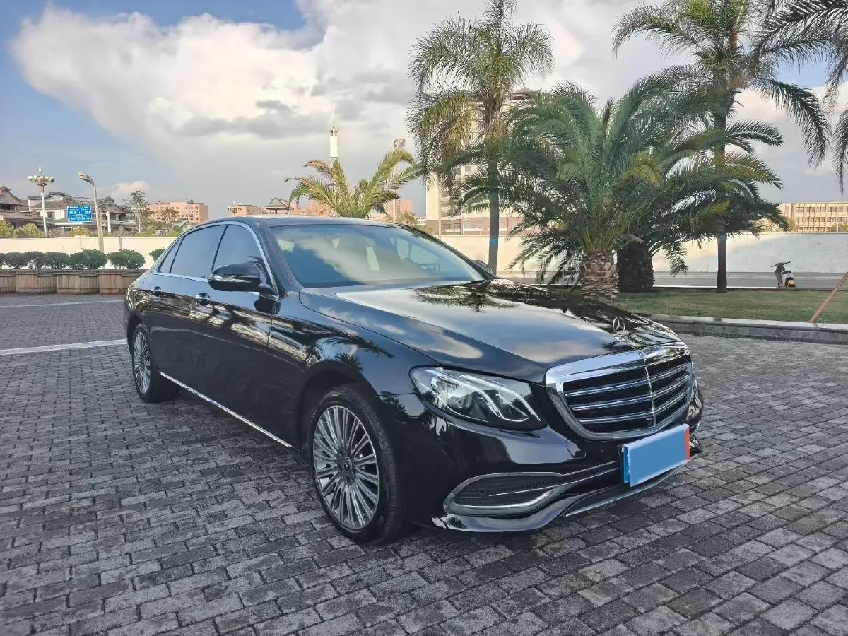 2020 Mercedes-Benz E Class 2.0T 258HP L4 9AT,autocango,china used car exporter,china ev exporter,chinese used car exporter,chinese used ev exporter