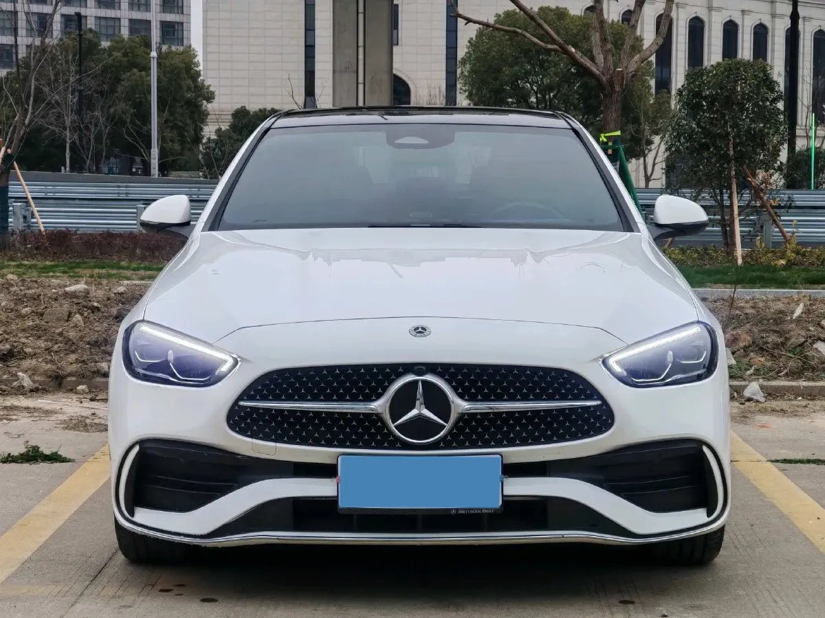 2024 Mercedes-Benz C Class 1.5T 204HP L4 9AT,autocango,china used car exporter,china ev exporter,chinese used car exporter,chinese used ev exporter